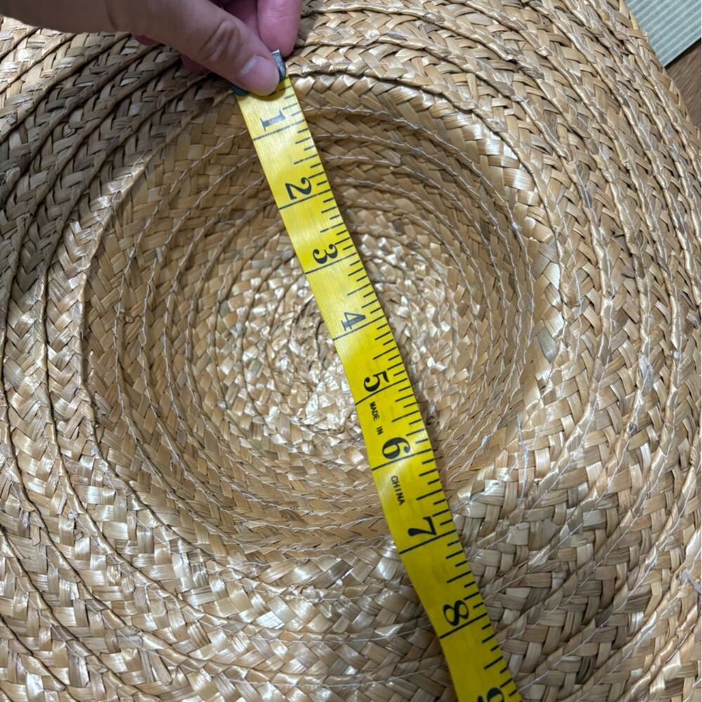 Cottagecore straw hat with floral and ribbon trim - Picture 6 of 11